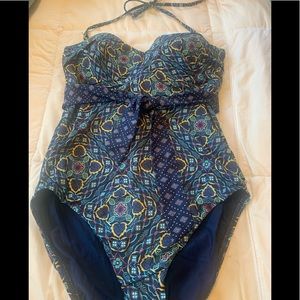 Loft Beach One Piece Bathing Suit. Size 8